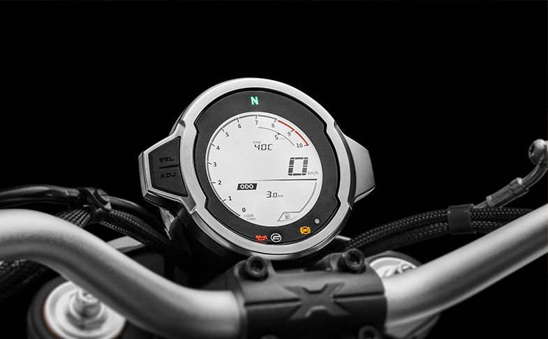 CFMOTO 700CL-X (Szürke) CFMOTO 700CL-X (Szürke)