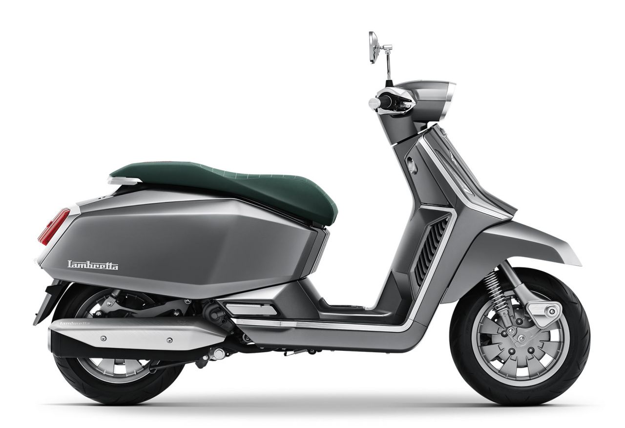 Lambretta X300 - ezüst Lambretta X300 - ezüst