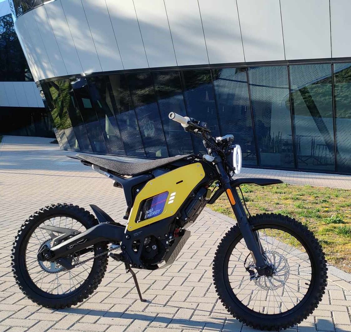 TESZTMOTOR - XQi3 Street elektromos endúró L1e-B sárga