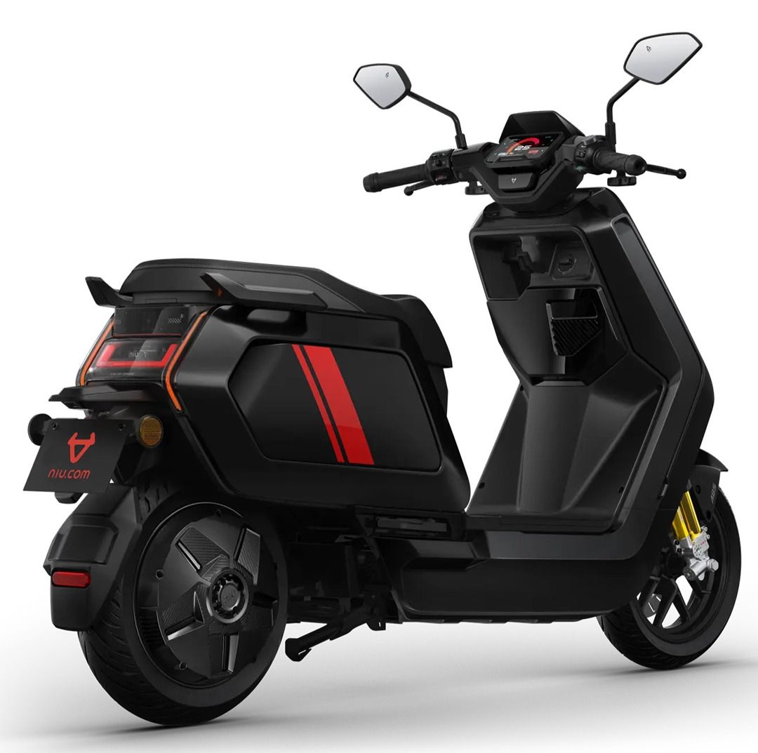 NIU NQiX 1000 elektromos robogó 125km/h, fekete, L3e-A1