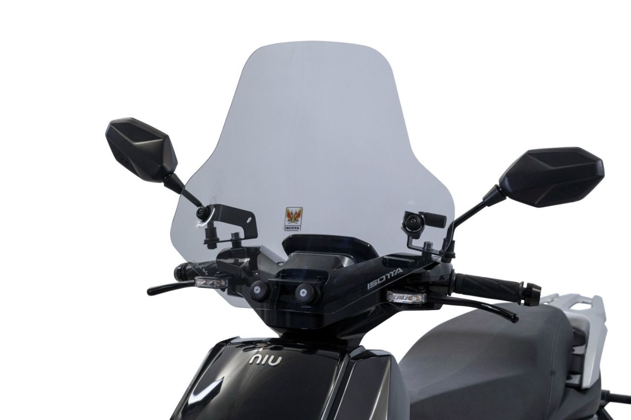NIU robogó szélvédő plexi szett FQi500 alacsony, füstszín (Isotta) NIU robogó szélvédő plexi szett FQi500 alacsony, füstszín (Isotta)