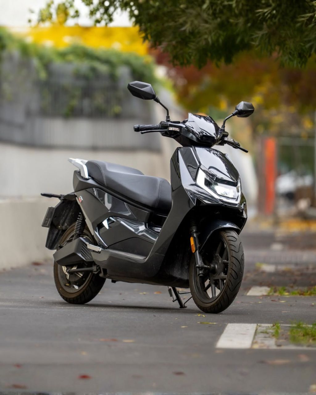 BEMUTATÓMOTOR - NIU FQi 500 elektromos robogó 95km/h, fekete L3e-A1